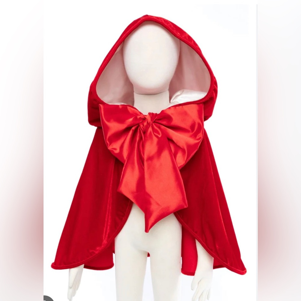 Great pretenders red velvet cape/little red riding hood costume